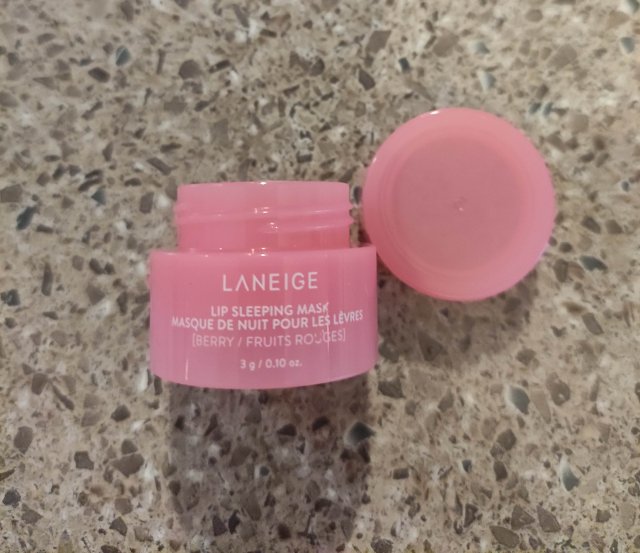 akcja denkowanie! grudzień - kosmetyki w świątecznych opakowaniach i świątecznych kolorach 🎄❄️⛄🎀🎁🎅