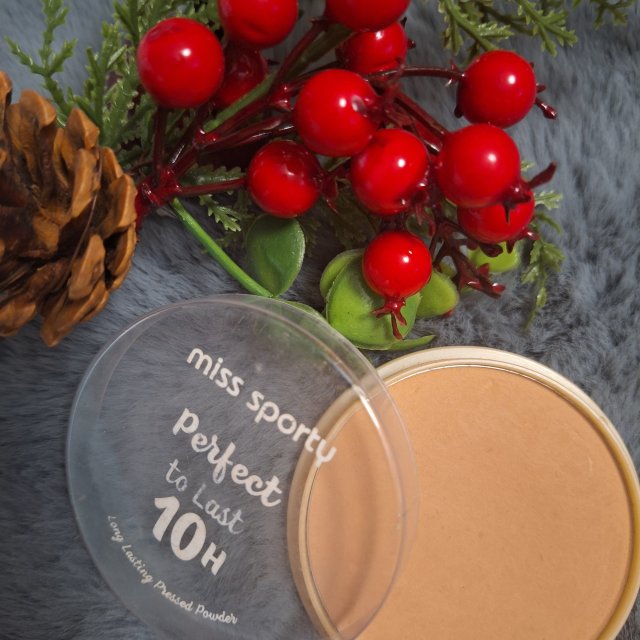 Miss Sporty Perfect To Last 10h, Long Lasting Pressed Powder, Puder do twarzy, Długotrwały, nr 010 Porcelain
