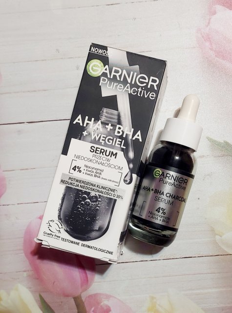 Garnier Pure Active, Serum do twarzy, AHA + BHA + Węgiel, Przeciw niedoskonałościom