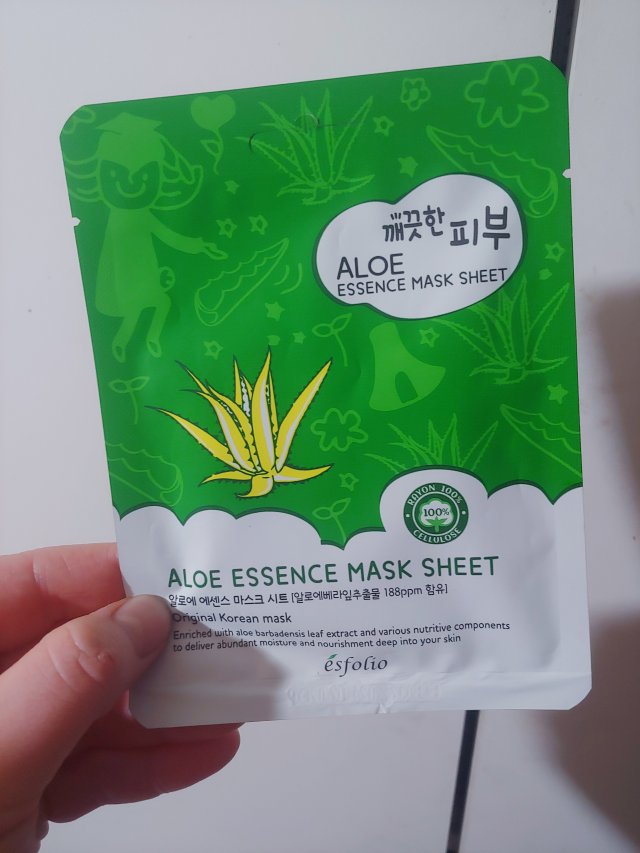 Esfolio aloe essence mask sheet