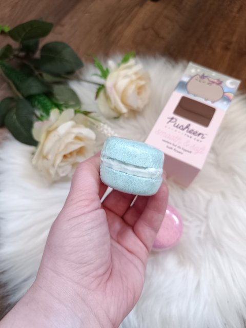 Aura Distribution Zestaw kul do kąpieli, Pusheen, Smooth & Soft