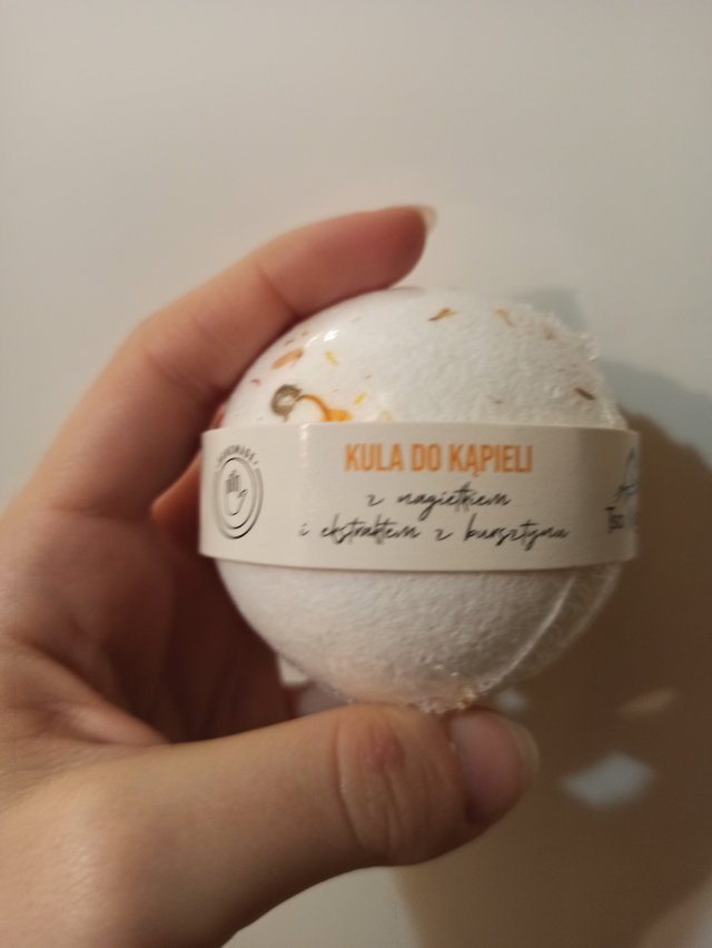 Tso Moriri Kula do kąpieli, Nagietek z ekstraktem z bursztynu