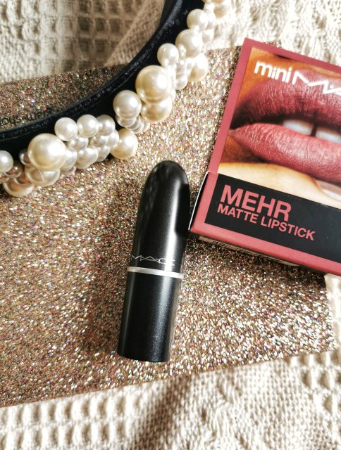 Mac Matte Lipstick, Pomadka do ust, kolor Mehr