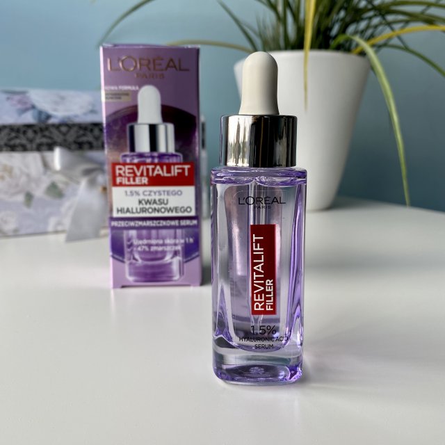 L'Oréal Revitalift Filler, Serum do twarzy, Przeciwzmarszczkowe, 1.5% czystego kwasu hialuronowego 
