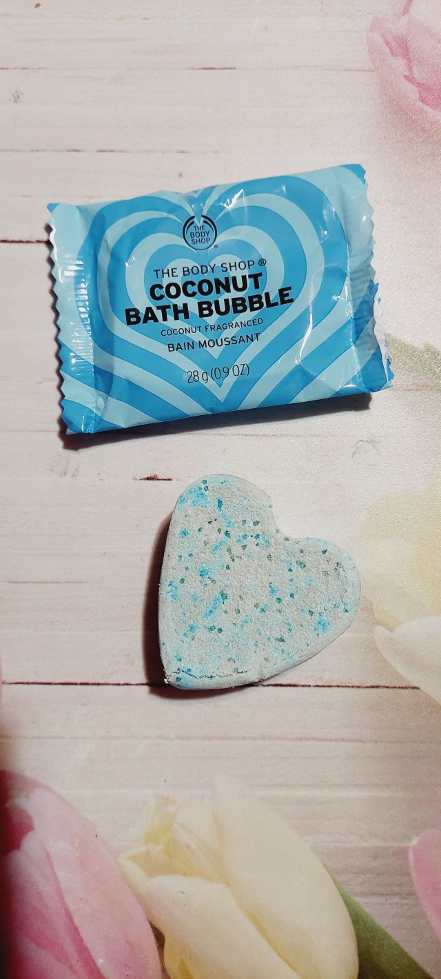 The Body Shop Kula do kąpieli, Bath Bomb, Coconut