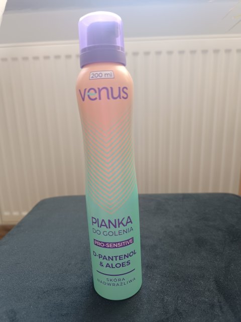 Venus Pianka do golenia, Pro-Sensitive, D-pantenol i aloes, Skóra nadwrażliwa