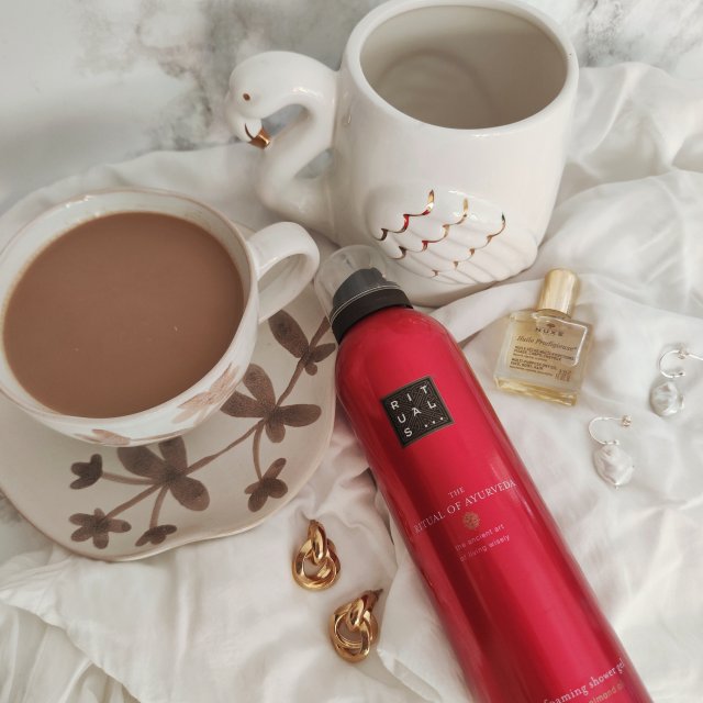 RITUALS Pianka pod prysznic, The Ritual of Ayurveda