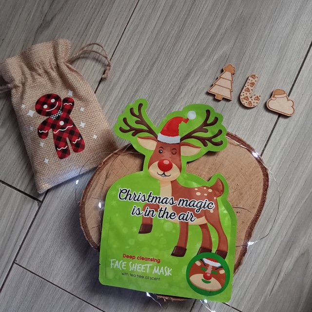 Maxbrands Marketing B.V. Face Sheet Mask, Maseczka do twarzy w płacie, Christmas Magic is in the Air, Formuła głęboko oczyszczająca 