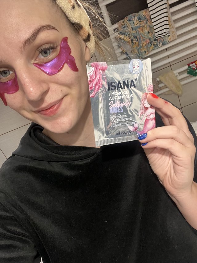 Isana płatki pod oczy 