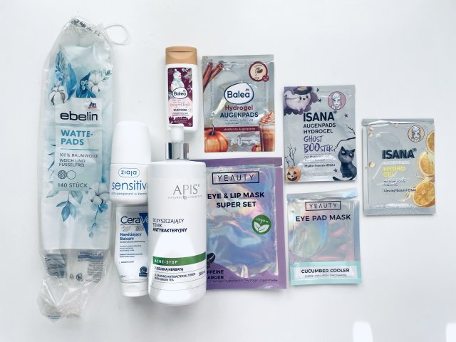 akcja denkowanie! grudzień - kosmetyki w świątecznych opakowaniach i świątecznych kolorach 🎄❄️⛄🎀🎁🎅