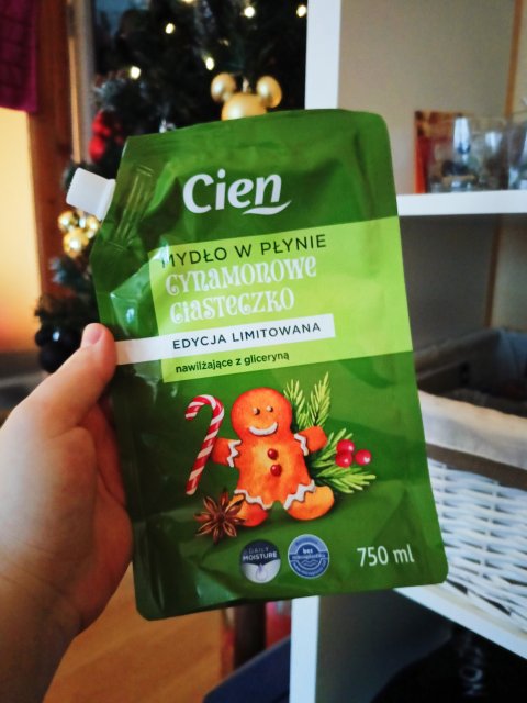 akcja denkowanie! grudzień - kosmetyki w świątecznych opakowaniach i świątecznych kolorach 🎄❄️⛄🎀🎁🎅