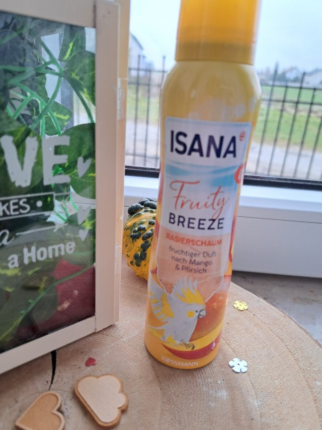 Isana Pianka do golenia, Fruity Breeze