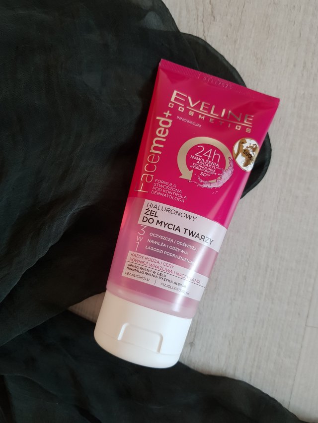 Eveline Facemed +, Żel do mycia twarzy, 3 w 1, Hialuronowy, Każdy rodzaj cery również wrażliwa i naczynkowa 