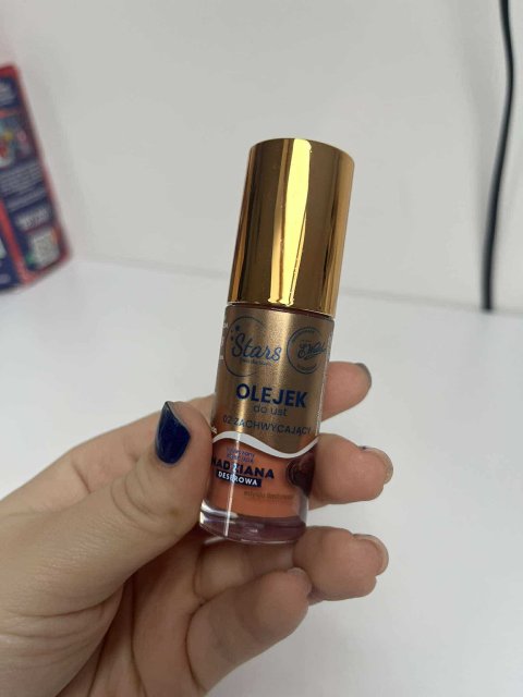 Stars from the stars Olejek do ust, 02 Zachwycająca