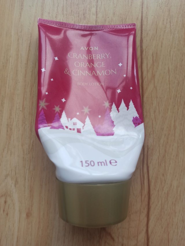 akcja denkowanie! grudzień - kosmetyki w świątecznych opakowaniach i świątecznych kolorach 🎄❄️⛄🎀🎁🎅