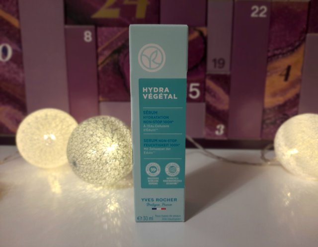 Yves Rocher Hydra Vegetal, Serum do twarzy w płynie, Ultranawilżające