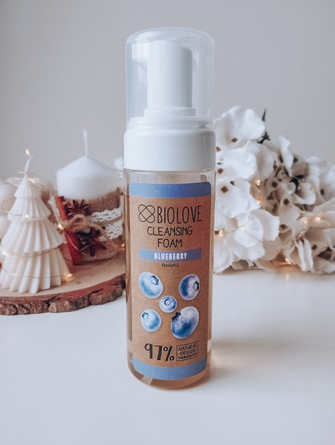 Biolove Pianka do mycia twarzy, Borówka