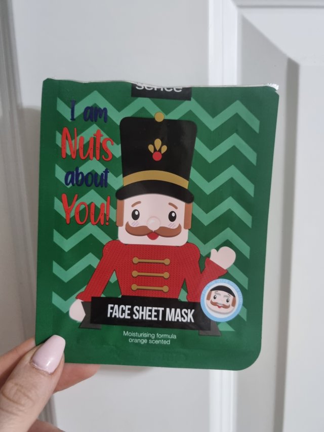 akcja denkowanie! grudzień - kosmetyki w świątecznych opakowaniach i świątecznych kolorach 🎄❄️⛄🎀🎁🎅