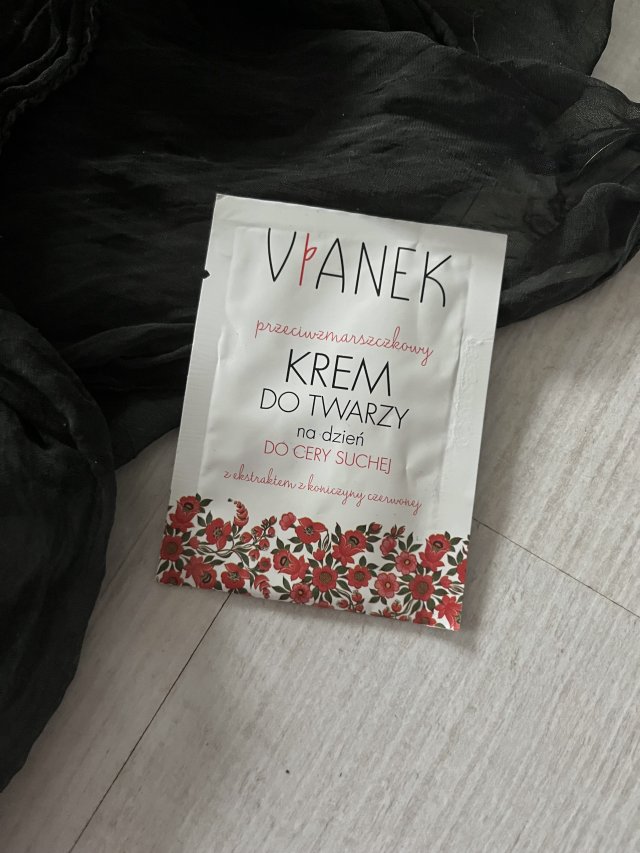 Sylveco Vianek, Krem do twarzy na dzień, Seria czerwona, Przeciwzmarszczkowy