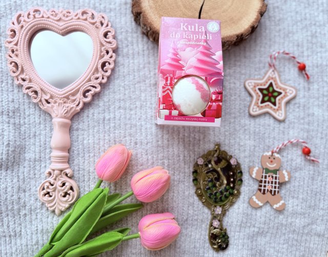 Marba Cosmetics Manufaktura Piękna, Kula do kąpieli, Z niespodzianka w środku, Zapach soczystej maliny 