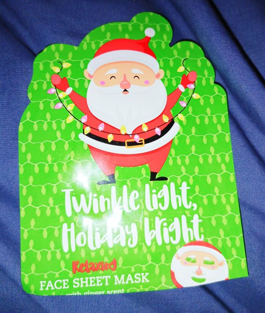 akcja denkowanie! grudzień - kosmetyki w świątecznych opakowaniach i świątecznych kolorach 🎄❄️⛄🎀🎁🎅