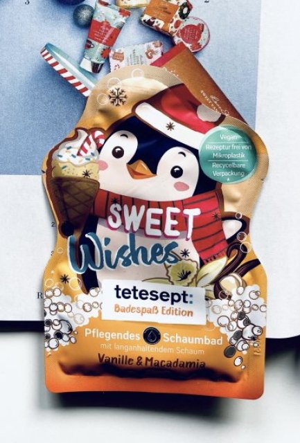 akcja denkowanie! grudzień - kosmetyki w świątecznych opakowaniach i świątecznych kolorach 🎄❄️⛄🎀🎁🎅