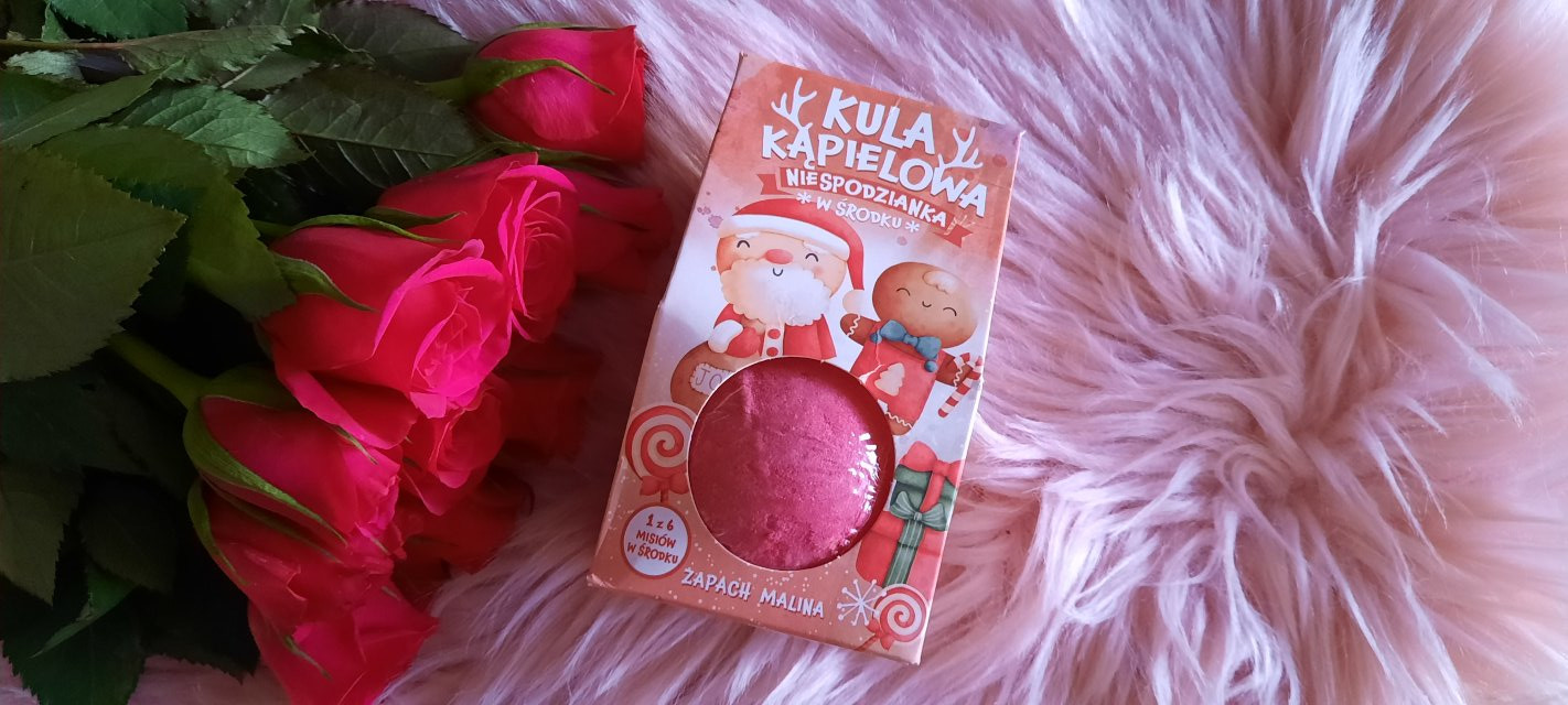 Marba Cosmetics Półkula do kąpieli, Świąteczna kartka z kąpielową niespodzianką, Mikołaj, Z olejkami z awokado i pestek winogron