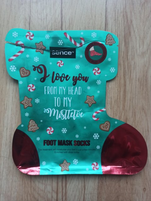 akcja denkowanie! grudzień - kosmetyki w świątecznych opakowaniach i świątecznych kolorach 🎄❄️⛄🎀🎁🎅