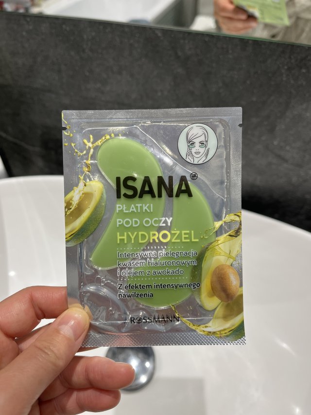 Isana Płatki hydrożelowe z kwasem hialuronowym i olejem z awokado