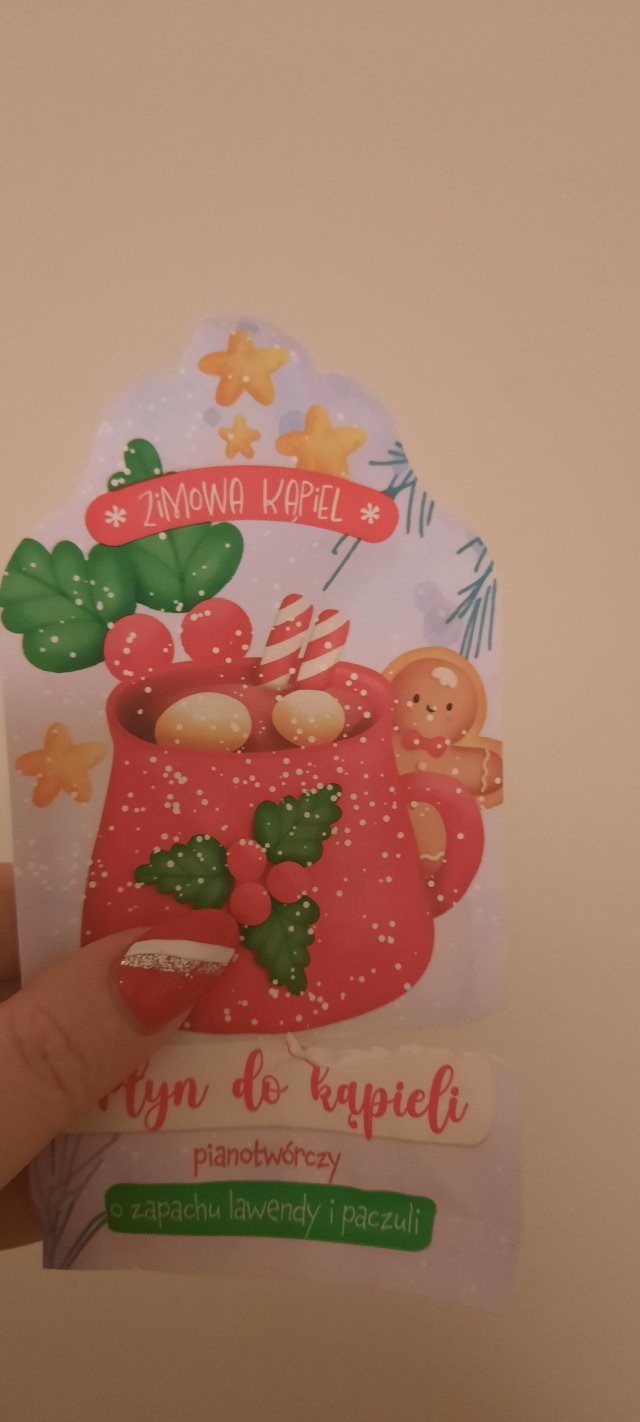 akcja denkowanie! grudzień - kosmetyki w świątecznych opakowaniach i świątecznych kolorach 🎄❄️⛄🎀🎁🎅