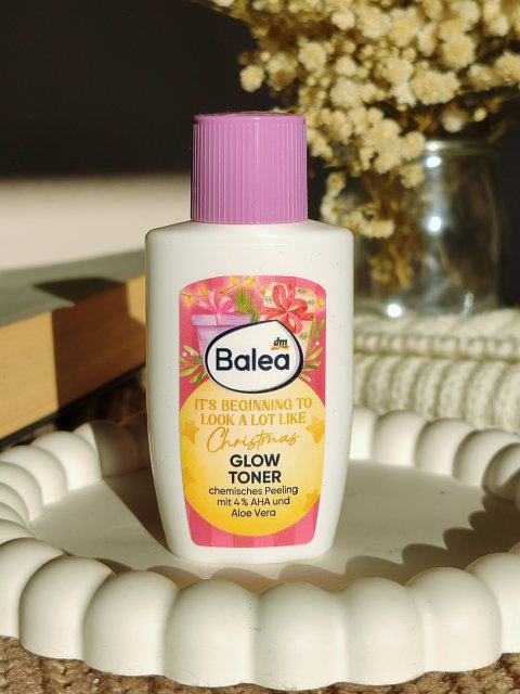 Balea Glow toner, Tonik, Złuszczający, Z kwasami AHA, It's Beginning To Look A Lot Like Christmas 