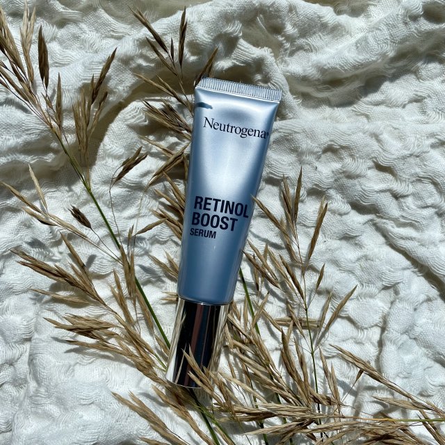 Neutrogena Retinol Boost, Serum do twarzy, Anti-Age 