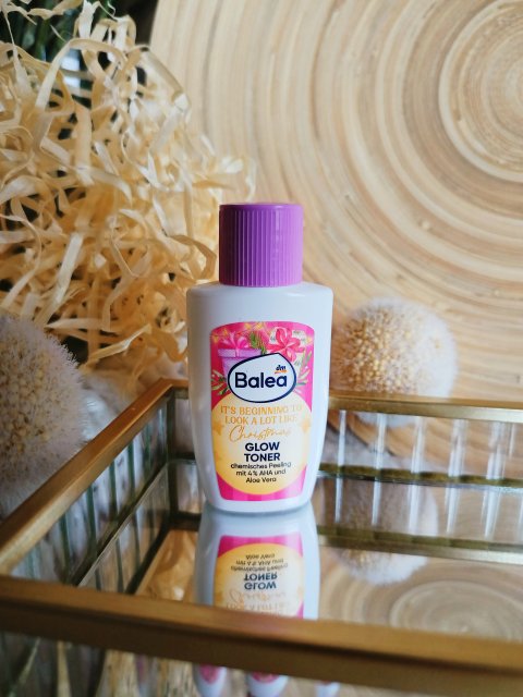 Balea Glow toner, Tonik, Złuszczający, Z kwasami AHA, It's Beginning To Look A Lot Like Christmas 