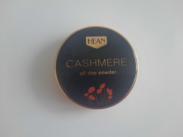 akcja denkowanie! grudzień - kosmetyki w świątecznych opakowaniach i świątecznych kolorach 🎄❄️⛄🎀🎁🎅