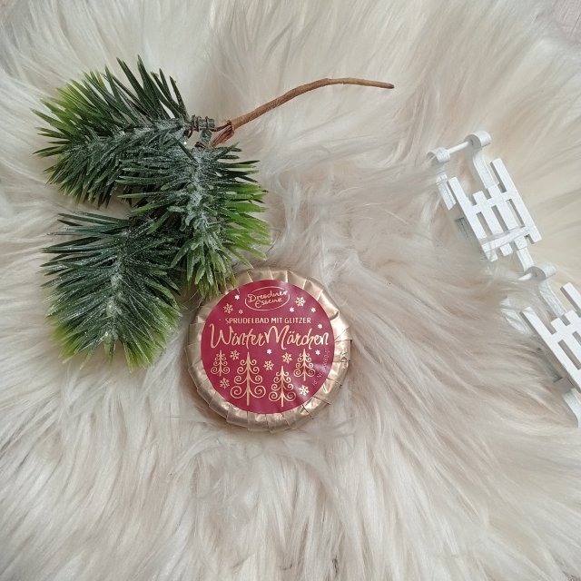 Dresdner Essenz Sól do kąpieli, Brokatowa, Winter Marchen