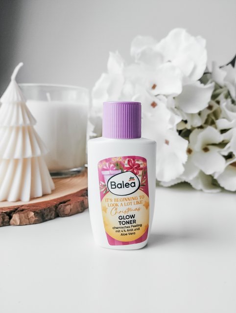Balea Glow toner, Tonik, Złuszczający, Z kwasami AHA, It's Beginning To Look A Lot Like Christmas 