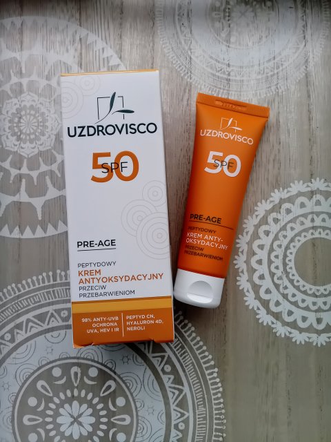 Uzdrovisco Krem do twarzy, SPF 50, peptydowy krem antyoksydacyjny, przeciw przebarwieniom, Pre- Age