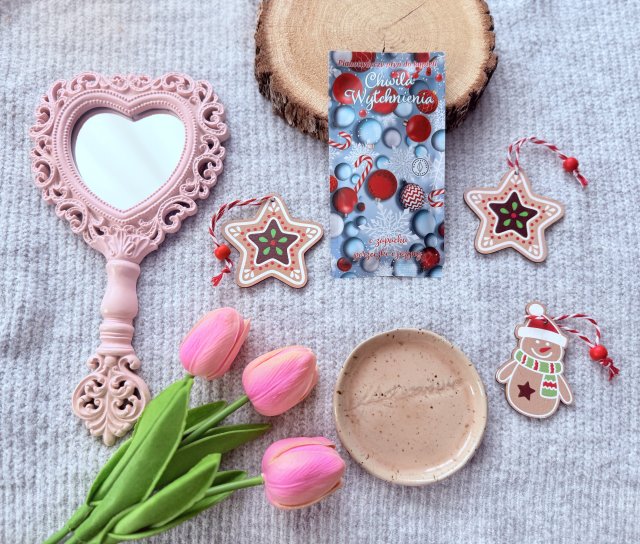 Marba Cosmetics Manufaktura Piękna, Płyn do kąpieli, Pianotwórczy, Chwila Wytchnienia, O zapachu porzeczki i jeżyny