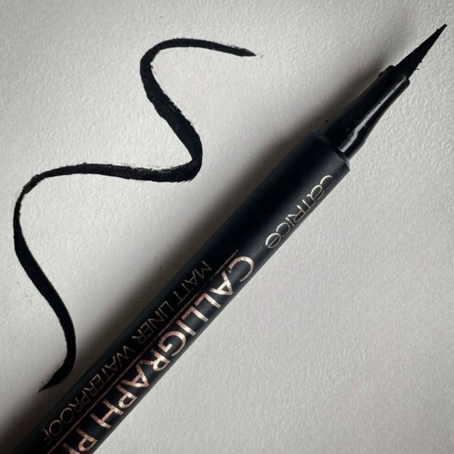 Catrice Calligraph Pro Precise 24h Matt Liner Waterproof, Eyeliner w pisaku, Wodoodporny