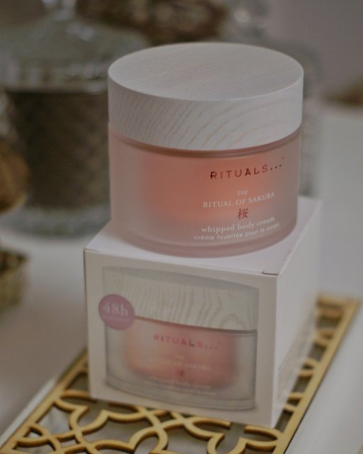 RITUALS Balsam do ciała, The Ritual of Sakura