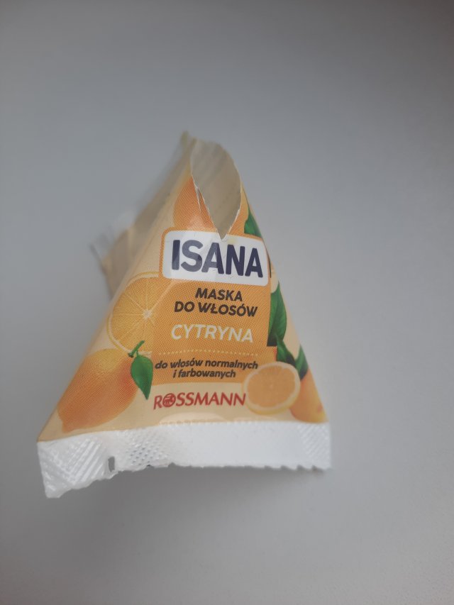 Denkowanie część druga :) Grudzień, kosmetyki w świątecznych opakowaniach lub w świątecznych kolorach: czerwonym, zielonym i złotym 