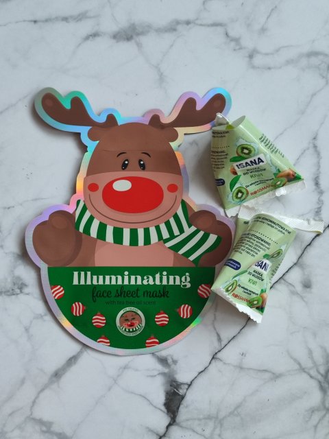 Denkowanie część druga :) Grudzień, kosmetyki w świątecznych opakowaniach lub w świątecznych kolorach: czerwonym, zielonym i złotym 