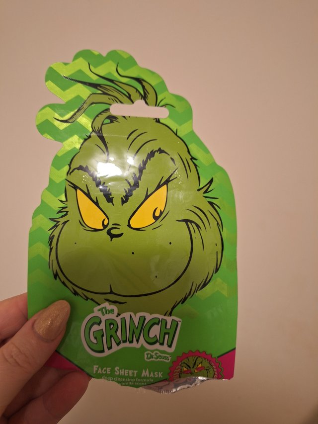 Denkowanie część druga :) Grudzień, kosmetyki w świątecznych opakowaniach lub w świątecznych kolorach: czerwonym, zielonym i złotym 