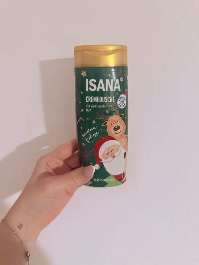 Denkowanie część druga :) Grudzień, kosmetyki w świątecznych opakowaniach lub w świątecznych kolorach: czerwonym, zielonym i złotym 