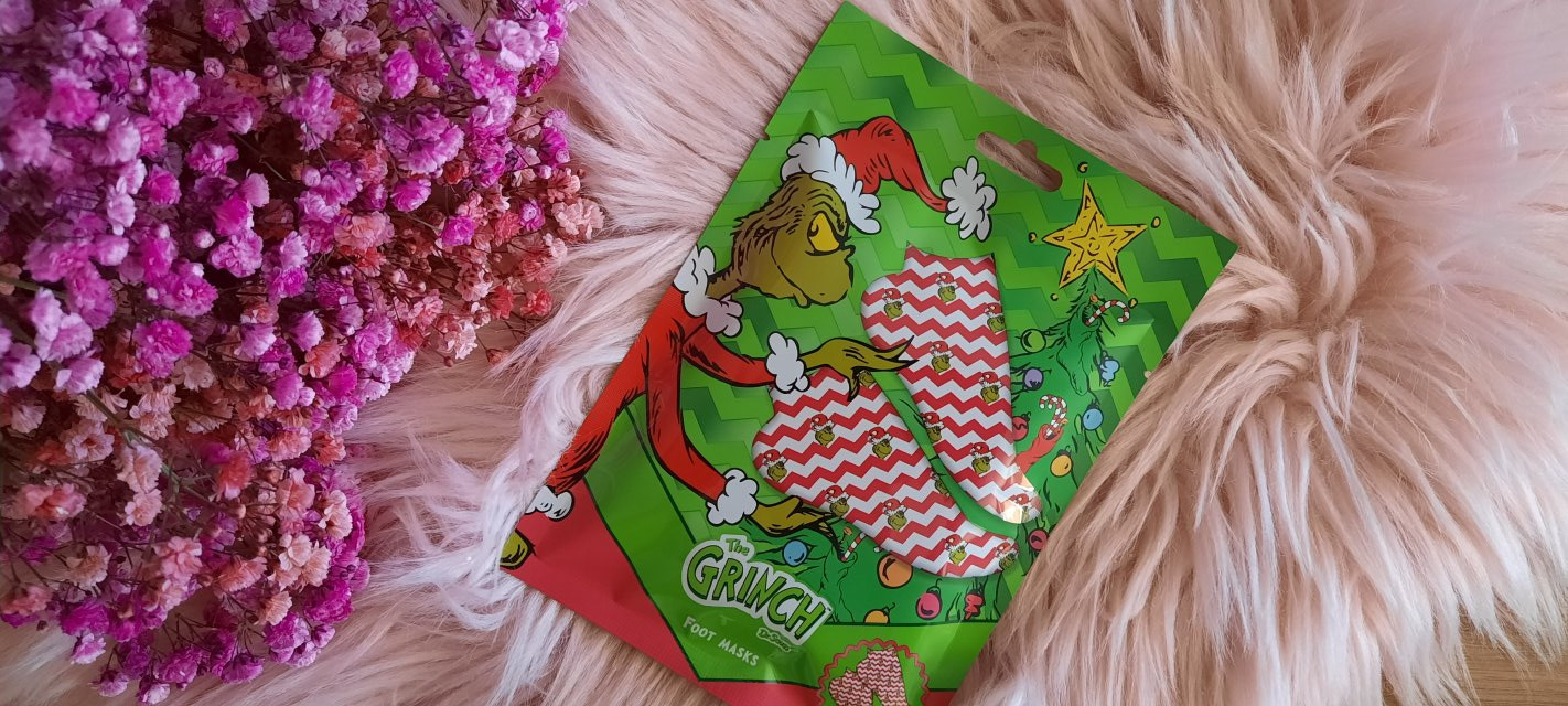 Topbrands Europe B.V. The Grinch, Maska do stóp, w formie skarpetek, Formuła nawilżająca 