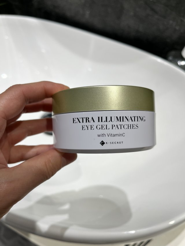 Denkowanie część druga :) Styczeń: Nowy rok to czas porządków - wykańczamy rozpoczęte kosmetyki i robimy miejsce na nowy start ✨