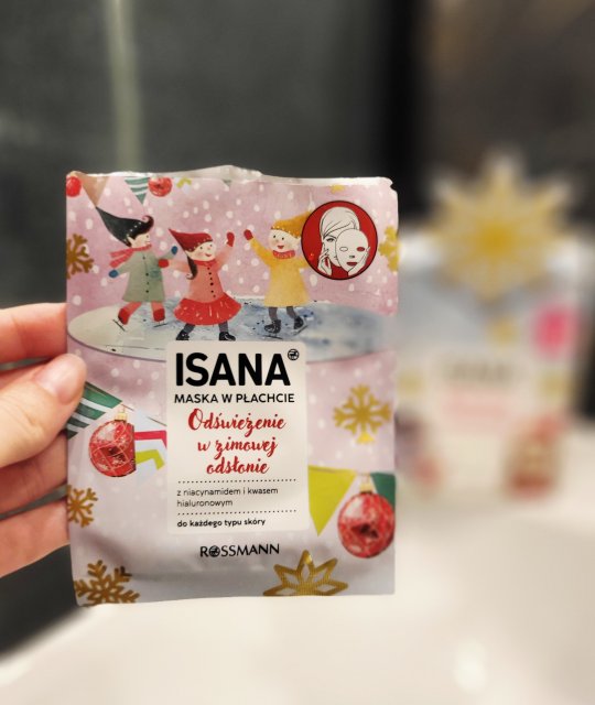 Isana Maska w płachcie, odświeżenie w zimowej odsłonie, niacynamid i kwas hialuronowy 