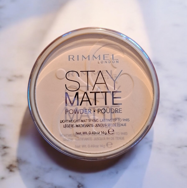 Rimmel Stay Matte, Puder do twarzy, nr 003 Peach Glow