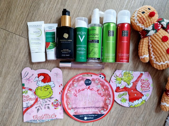 Denkowanie część druga :) Styczeń: Nowy rok to czas porządków - wykańczamy rozpoczęte kosmetyki i robimy miejsce na nowy start ✨